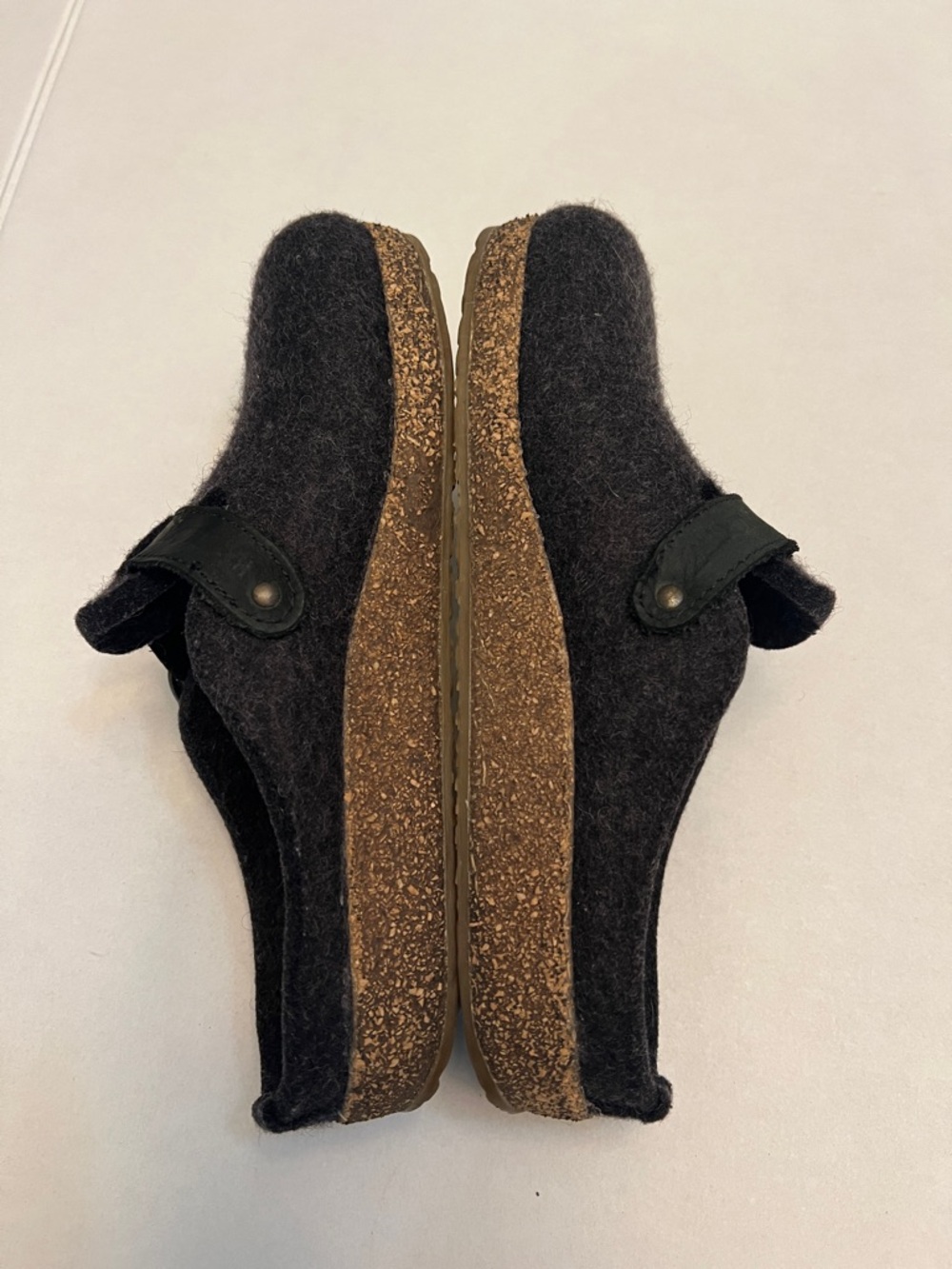 HAFLINGER BLACK CHARCOAL WOOL CLOGS WITH LEATHER ACCENTS & BUCKLES 38=7 US - Picture 6 of 11